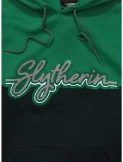 Harry Potter Slytherin Crest Panel Hoodie - BoxLunch Exclusive -BoxLunch Shop 18809313 av1